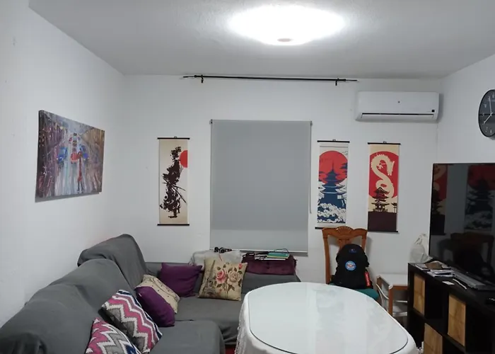 Unifamiliar Adosada Con 3 Dormitorios Y 110M2