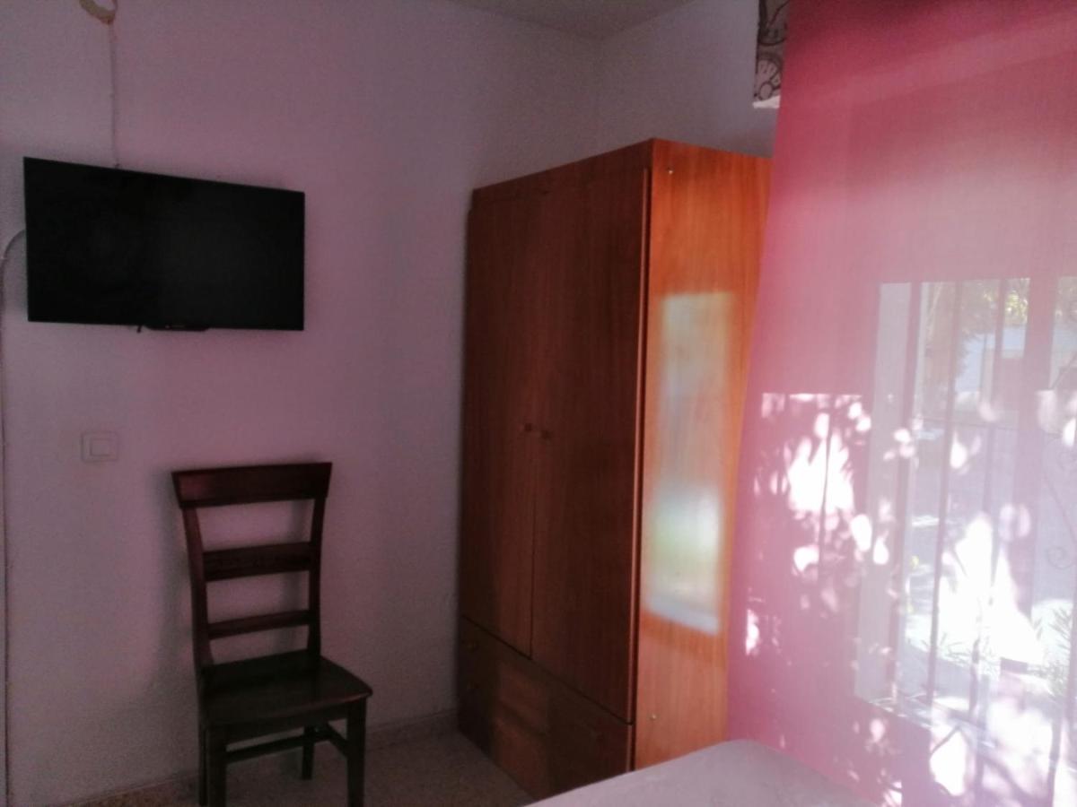 Holiday home Unifamiliar Adosada Con 3 Y 110m2 Ronda