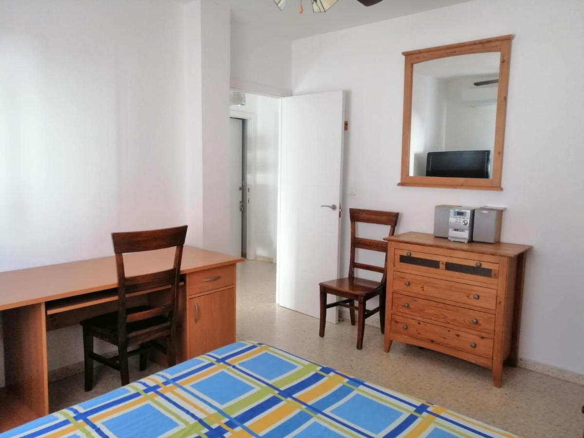Hébergement de vacances Unifamiliar Adosada Con 3 Y 110m2 *